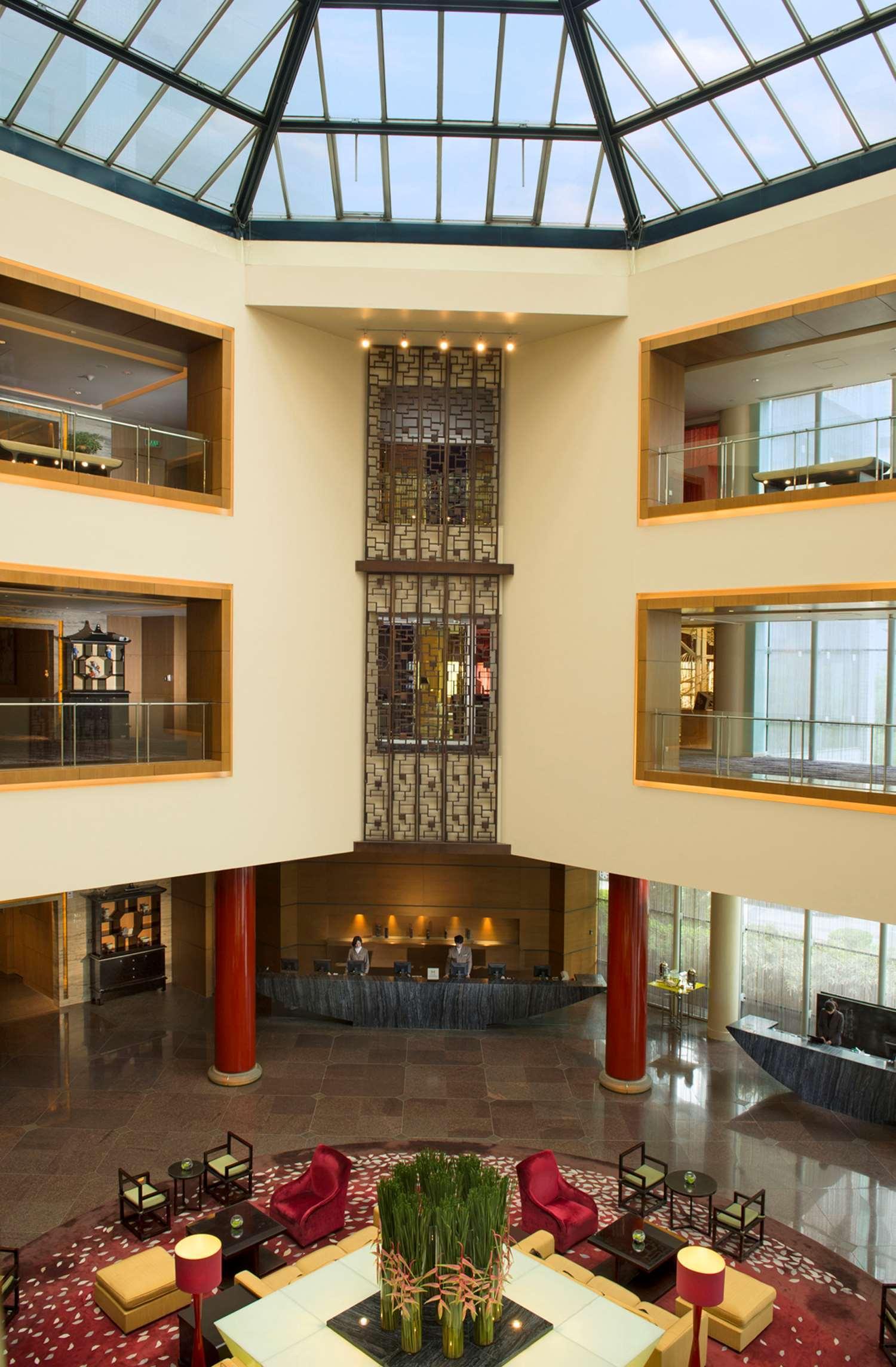 Hilton 5*